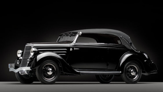 Illustration for article titled What Did This Former Ford Board Member's Car Collection Bring At Auction?